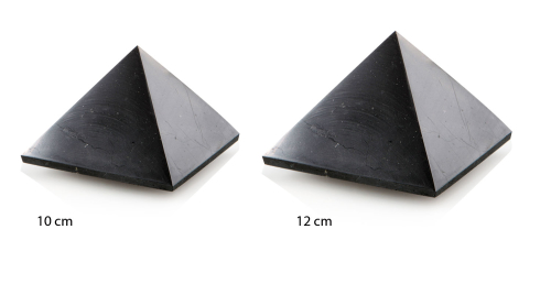 Schungit-Pyramide, Produktbild 3