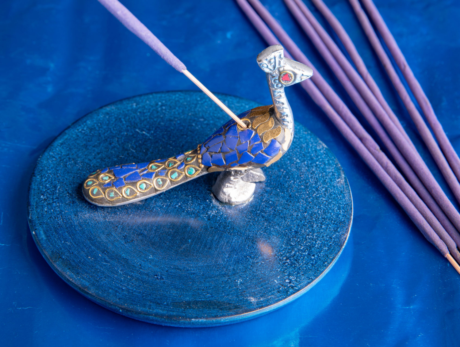 Räucherstäbchenhalter „Pfau“, Produktbild 2