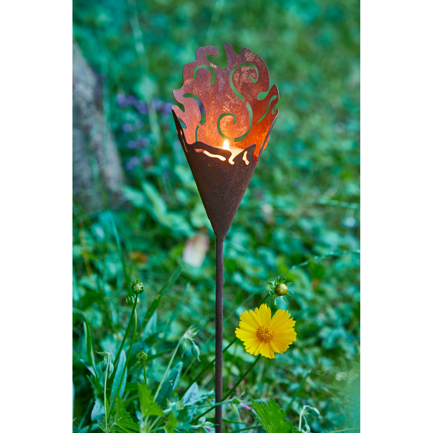 Gartenstecker-Teelichthalter „Flamme“, Produktbild 2